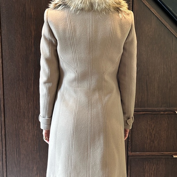 Elie tahari coat with fur trim - Picture 2 of 3